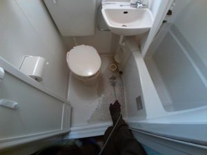浴室の排水管洗浄